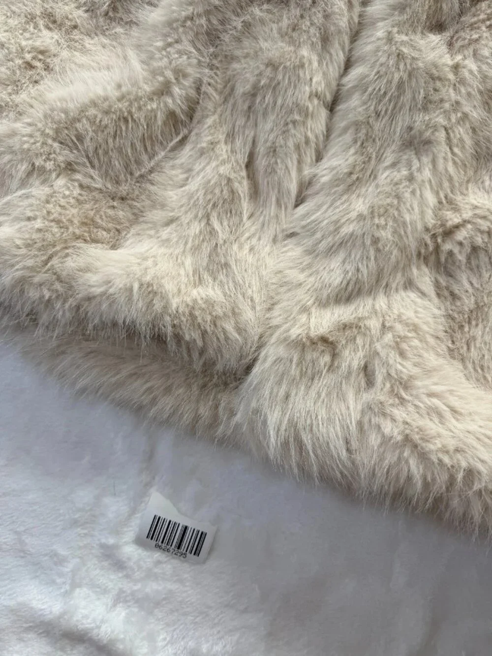 NWT Wild Fable Womens Cropped Hooded Faux Fur Jacket Beige Size L